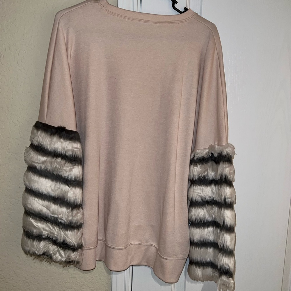 Zara pink sweater size M